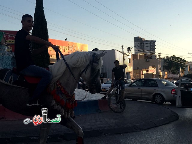 فيديو : الخياله القسماوية تجوب شوارع المدينة في مسيرة احتفالية بقدوم شهر رمضان المبارك 